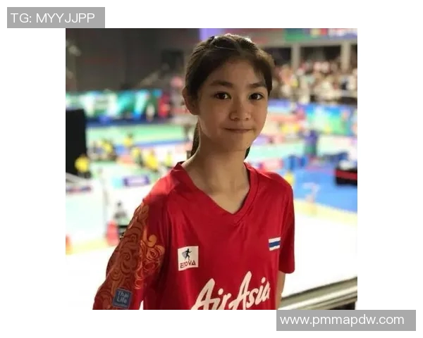 香港羽毛球运动员的崛起与挑战：从青少年训练到国际赛场的奋斗历程
