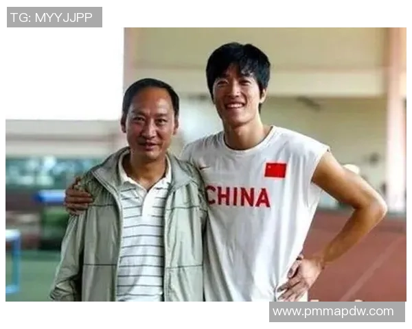中国足球明星父母的辛勤付出与背后故事揭秘